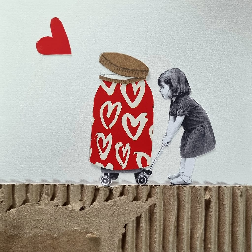 Collage coup de cœur : une fillette pousse un bocal de cœurs
